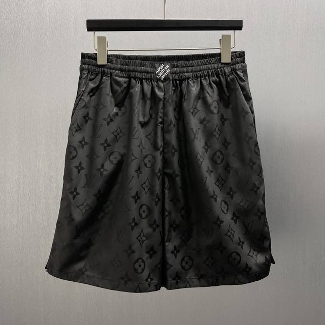 Lu Wavy Jacquard Silk Shorts (Size: S-XL) These silk shorts feature a lustrous w