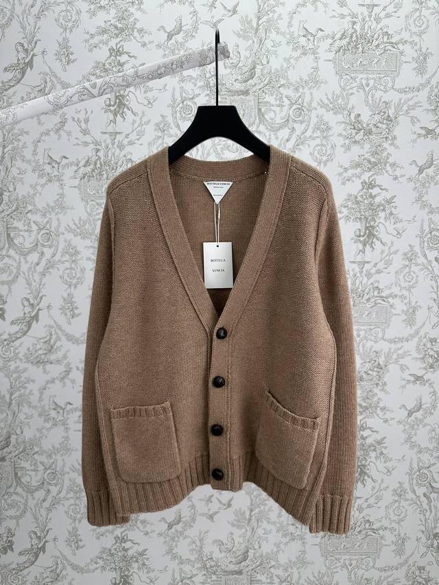 Bv 25Ss New Classic Cardigan, Medium Thickness, Double Pockets on Both Sides at