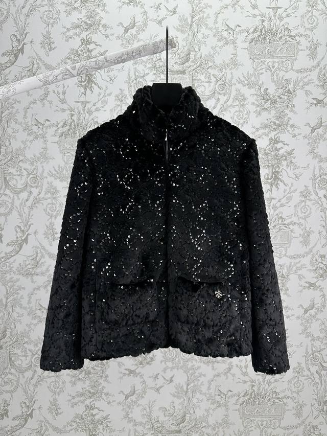 Chanel 25Ss New Ski Collection Solid Color Long-Sleeved Jacket with All-Over Rhi