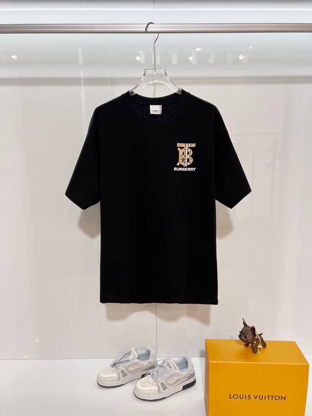Burberry High-Quality 320g Crew Neck Short Sleeve T-Shirt. Features the brand's