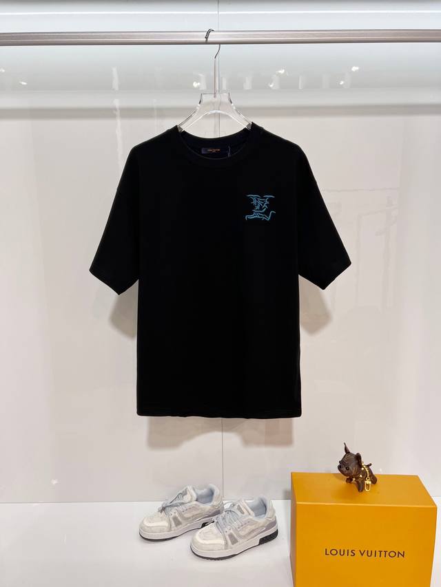 Louis Vuitton High-Quality 320g Crew Neck Short Sleeve T-Shirt. Brand Classic 1V