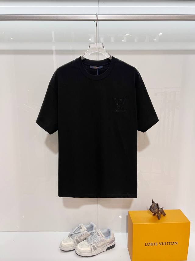 Louis Vuitton High-Quality 320g Crew Neck Short Sleeve T-Shirt. Features the bra