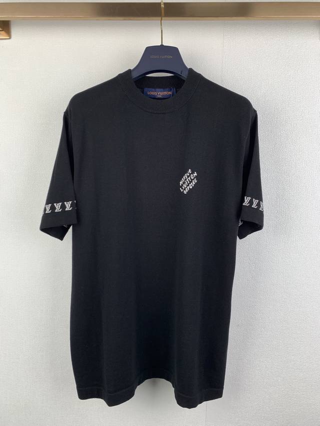 Louis Vuitton Monogram Jacquard Knit Short-Sleeve T-Shirt ( ). The pattern is ma