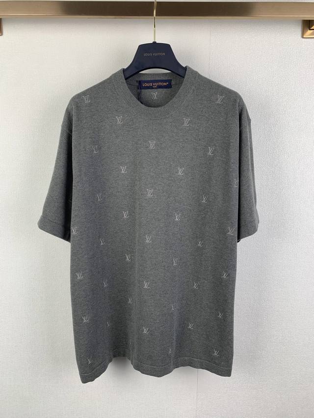 Louis Vuitton Small Letter Embroidered Knit Short-Sleeve T-Shirt ( ) is made wit