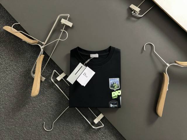 Dior Dior Dior CD Slightly Wide Fit S-XL CD 26Ss A timeless classic, a permanent