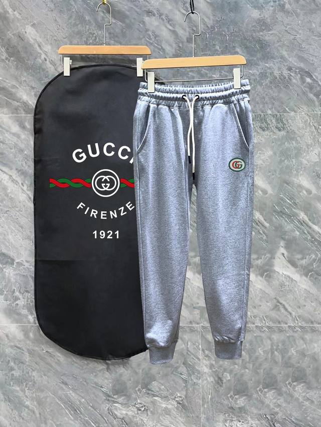 Gucci Ss runway slim-fit minimalist logo sweatpants. Made in China, using top-ti