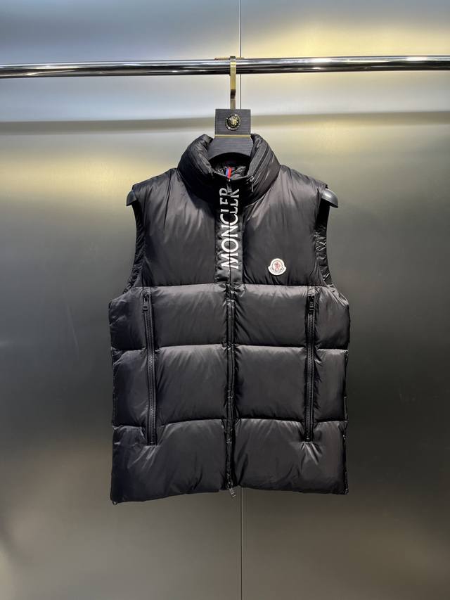 Moncler Semeru Down Vest Autumn/Winter New Arrival Semeru Men's Down Vest. The S