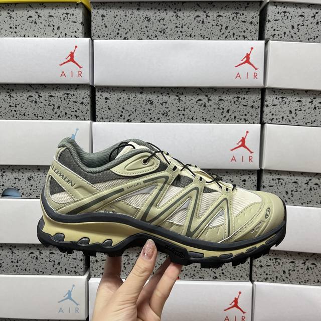 A1 version 417590 35 36-47.5 #