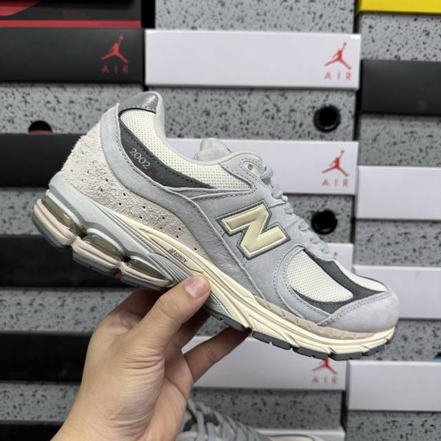 Authentic New Balance 2002 Retro Casual Running Shoes M2002Rln Sizes: 36 37 37.