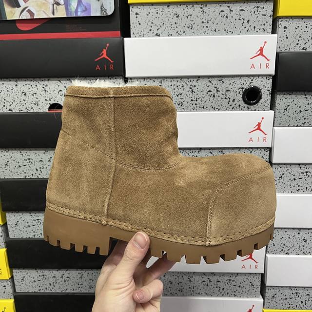 Yx Balenciaga Skiwer Series, Apricot High-Top Snow Boots, Wbfc1 9000 . Sizes: 3