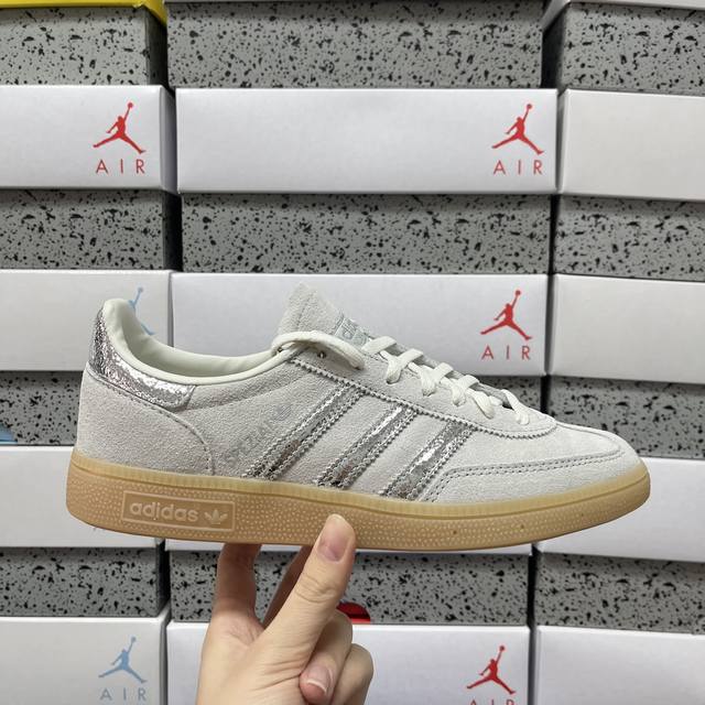 S2# Adidas Handball Spezial Retro Item, Grey. Adidas Classic Retro Casual Sneake