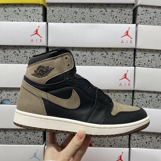 Sj Air Jordan 1 Retro High Og High Top Mocha Dz5485 020 Sizes: 36-47.5