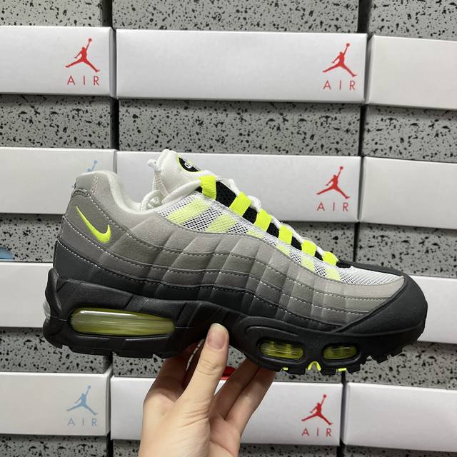 Kz Nike Air Max 95 Retro Cushioned Running Shoes Hm4740 001 Sizes: 36 36.5 37.5
