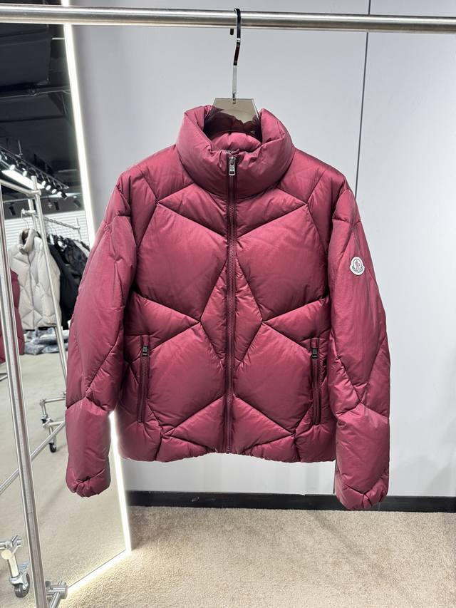 25 Autumn/Winter New Arrival: Moncler Down Jacket - Imported Fabric, Custom Hard