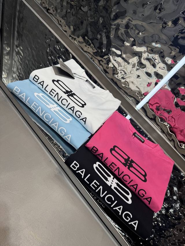 Balenciaga 2026 Spring/Summer Short-Sleeve T-Shirt New Style Short-Sleeve T-Shir