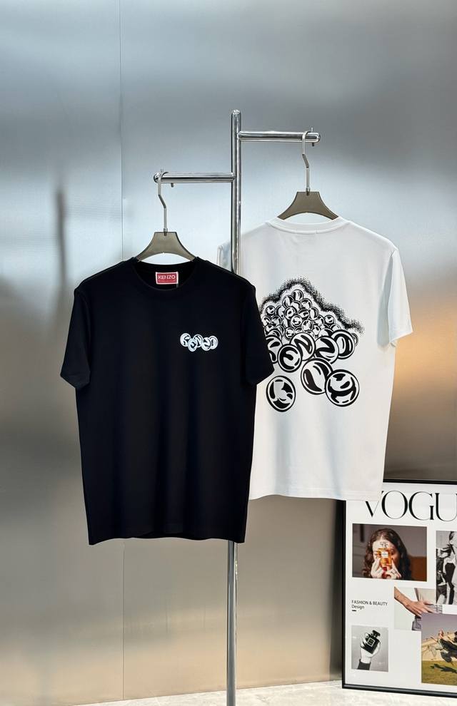 Kenzo X Smiley collaboration T-shirt, made of modal and pure cotton, comfortable