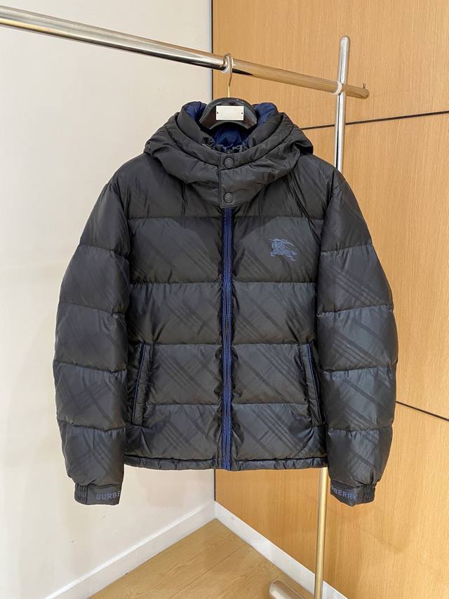 2025 Autumn/Winter New Burberry Down Jacket, Original 1:1 Custom Made, All Hardw