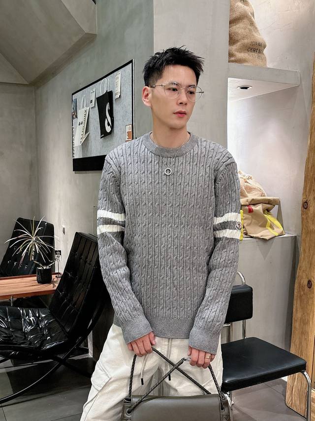 Moncler 2025 Autumn/Winter Newest Wool Blend Sweater, Original Stock Available