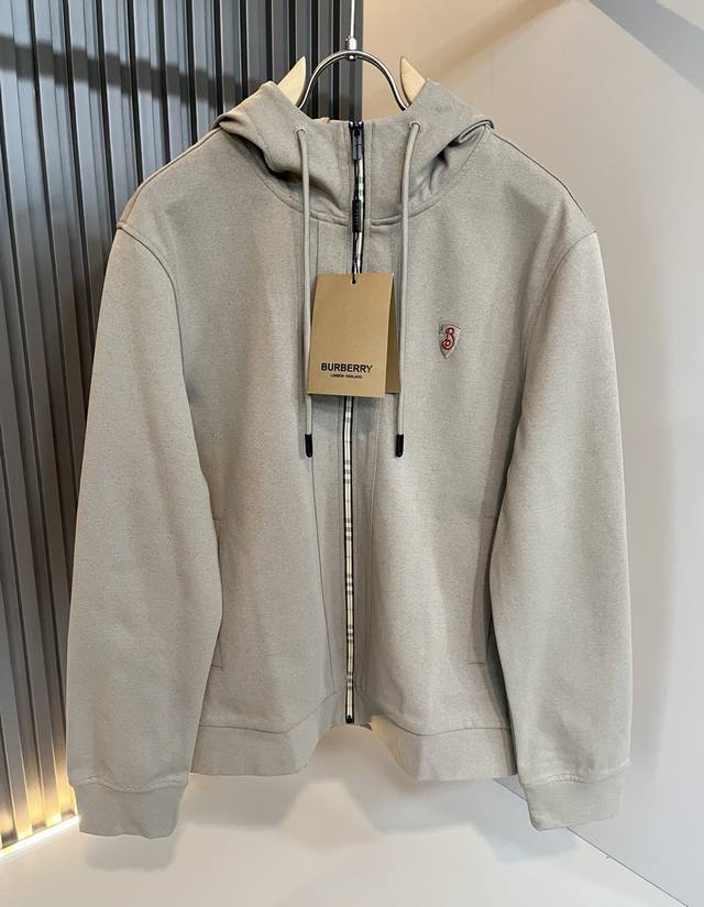 Bur*Erry 2025 Autumn/Winter New Men's Casual Suit, featuring the brand's latest