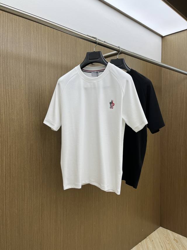 Mon 2025 Autumn/Winter Crew Neck Embroidered Short-Sleeve T-Shirt Base Layer. Th