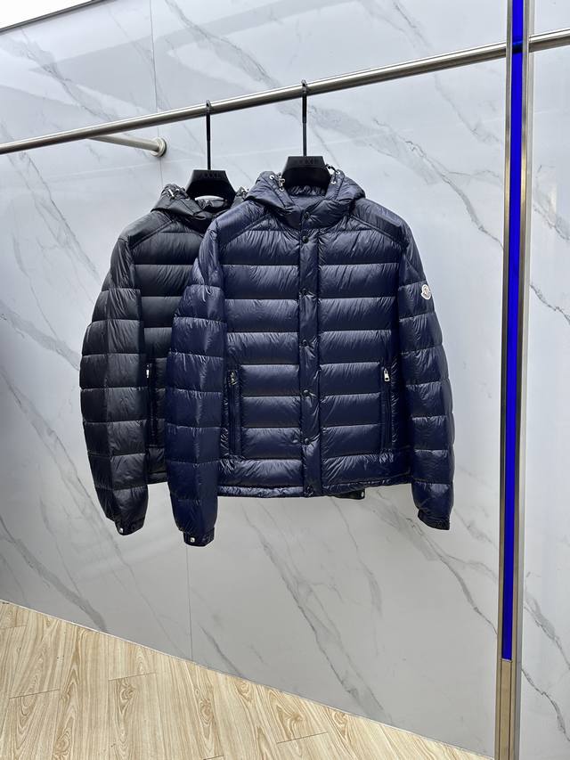 Moncler 2025 Autumn/Winter New Fashionable Casual Hooded Lightweight Down Jacket