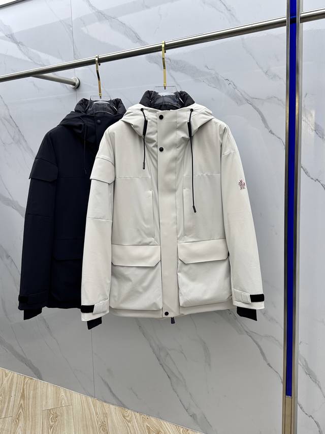 Moncler 2025 Autumn/Winter New Fashion Casual Hooded Down Jacket, Winter Ski Sui