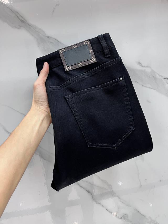 Lv High-end custom-made, 2025 early autumn latest denim jeans, available in stor