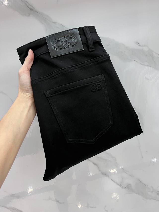 Ferragamo high-end custom-made 2025 early autumn latest denim jeans, available