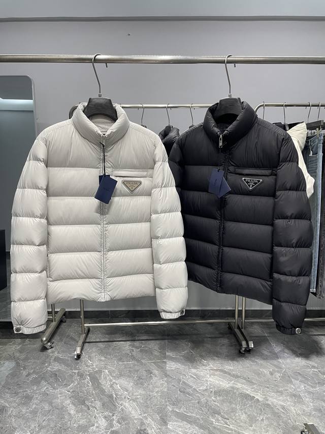pra25 Fw Winter New Triangle Logo Stand Collar Warm Down Jacket! Rarely availabl