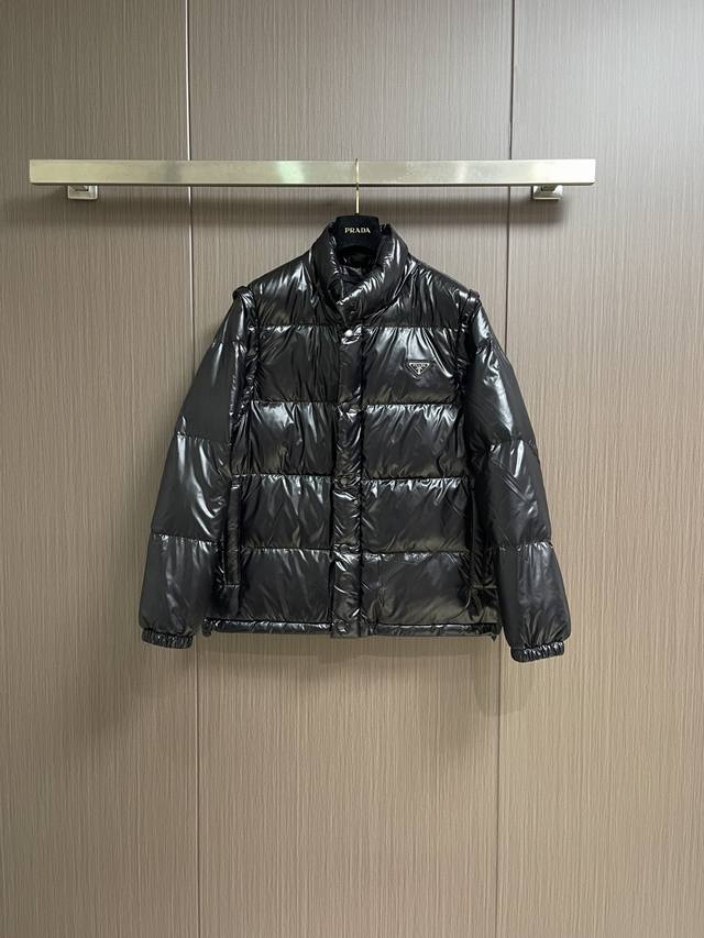 Prada 2025Fw Autumn/Winter New Arrival: Detachable Sleeve Glossy Down Jacket. M