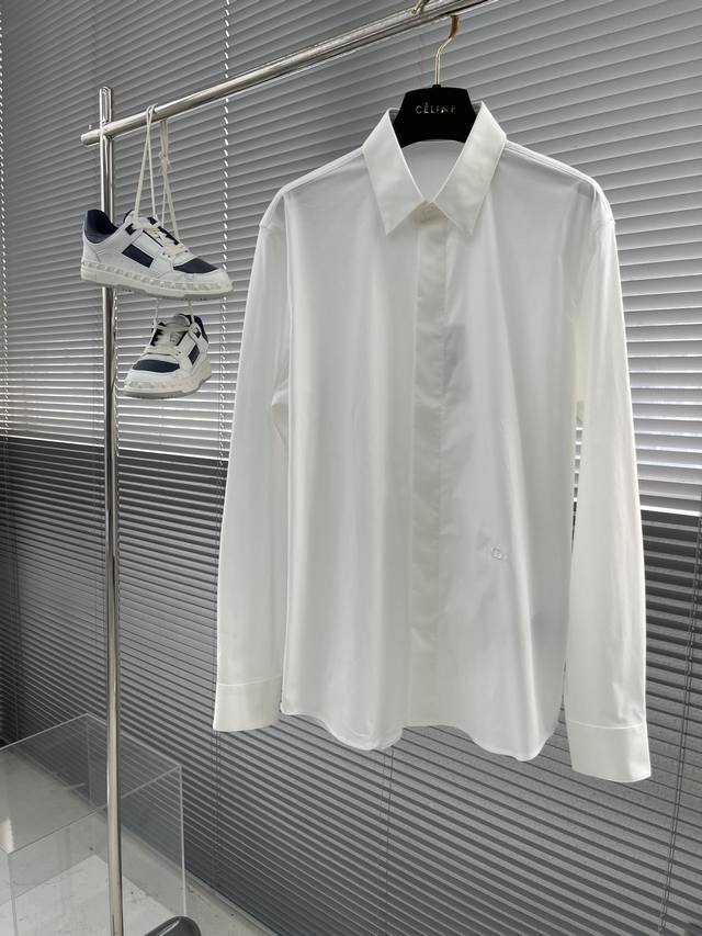 Autumn/Winter - Dio Embroidered Poplin Shirt with Small Cd Details. Concealed Bu