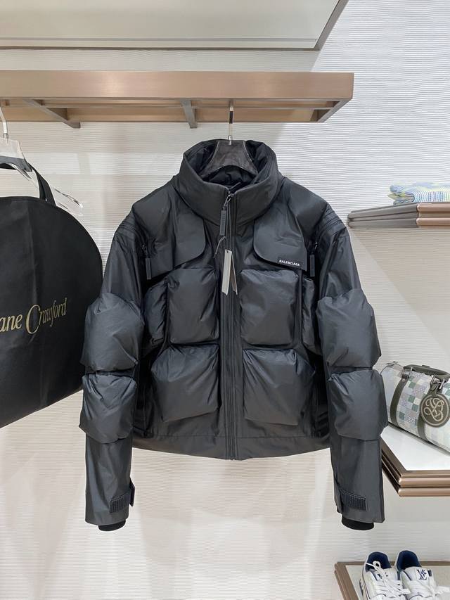 Blcg Unisex Heavyweight Functional Down Jacket It uses a matte black technical f