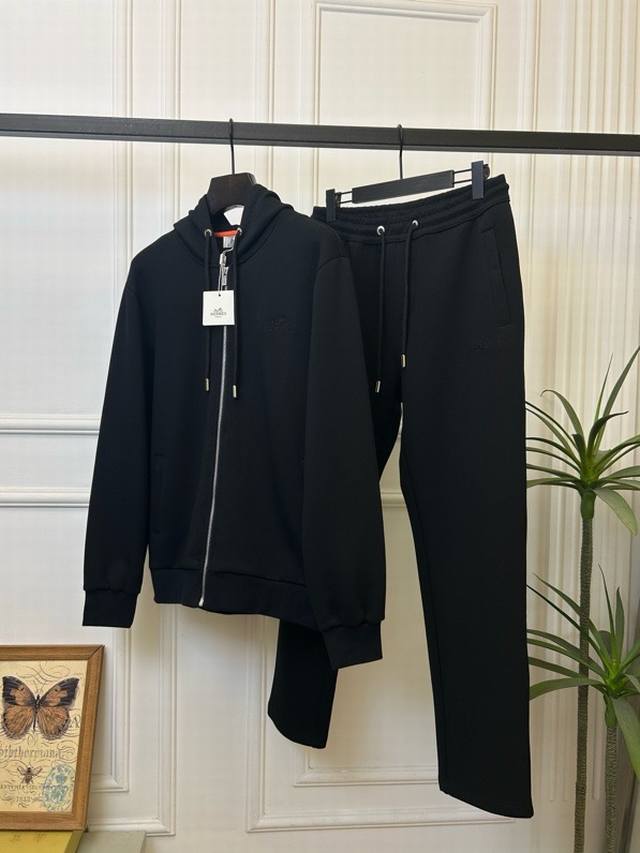 New Hermes Set New Hermes Set: Hermes Sweatshirt (p), Sweatpants (p260Ssaw) Autu