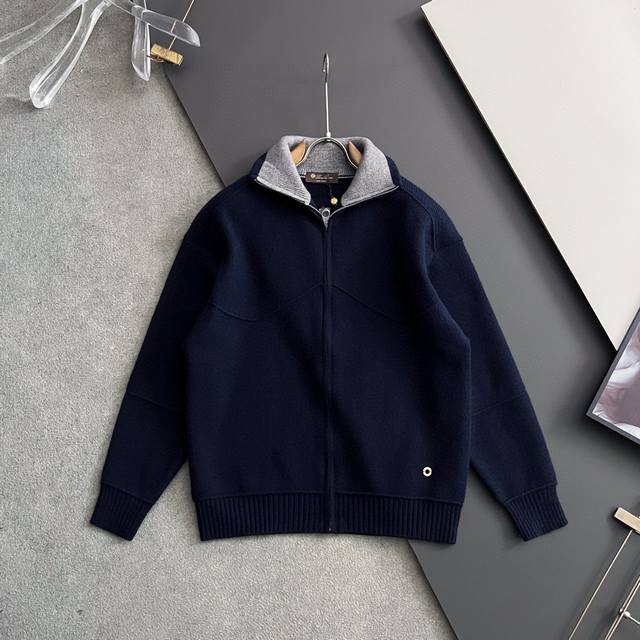 Reorder Now! A popular, high-weight knit wool sweater for autumn and winter, fea