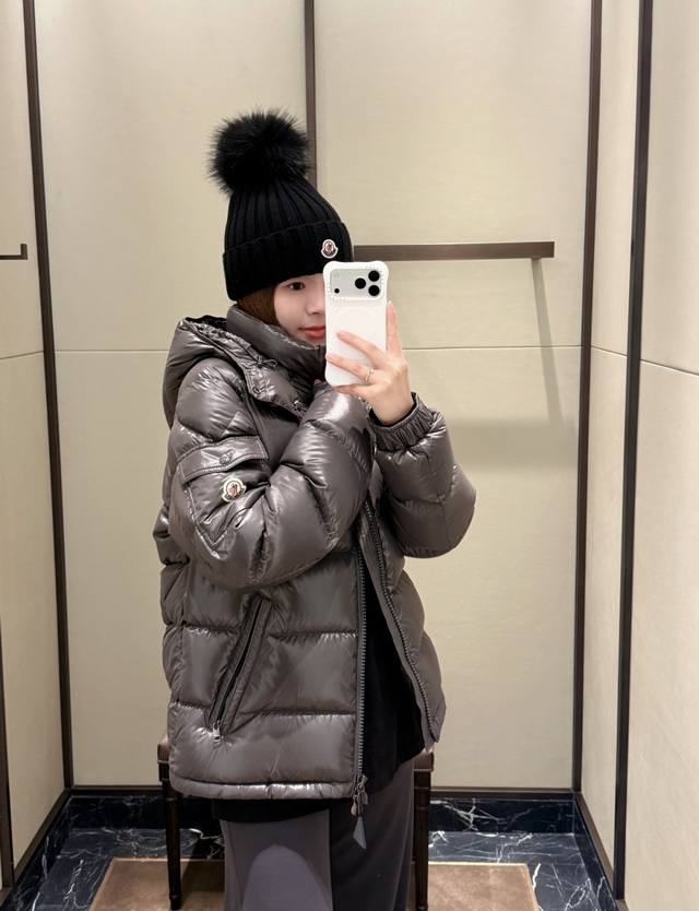 Adjust price p On-body effect