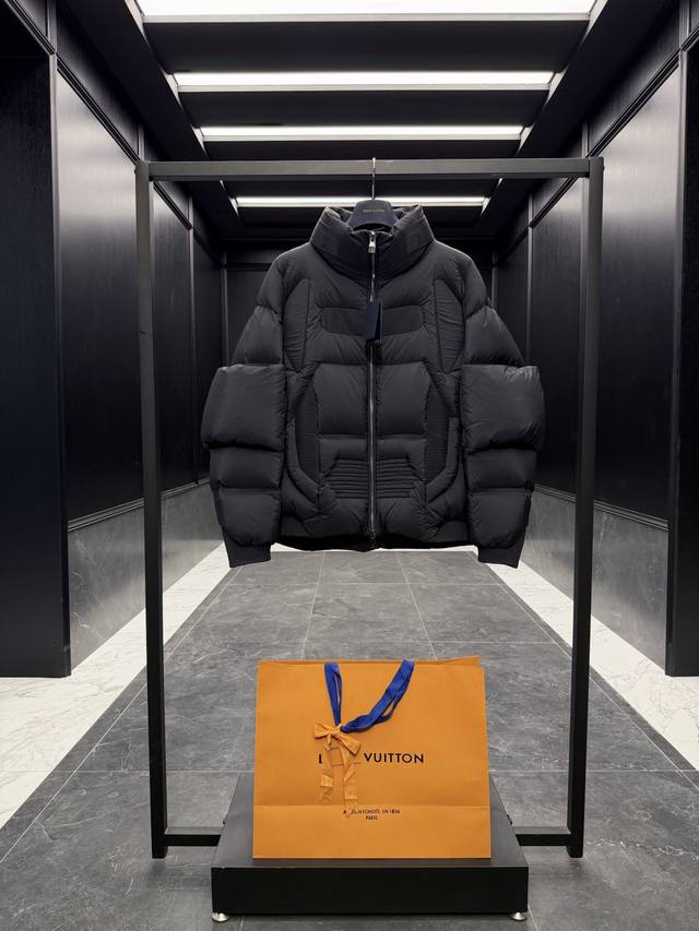 Premium Down Jacket Louis Vuitton Lv2025 Brand New Heavy-Duty Mecha-Style Stand