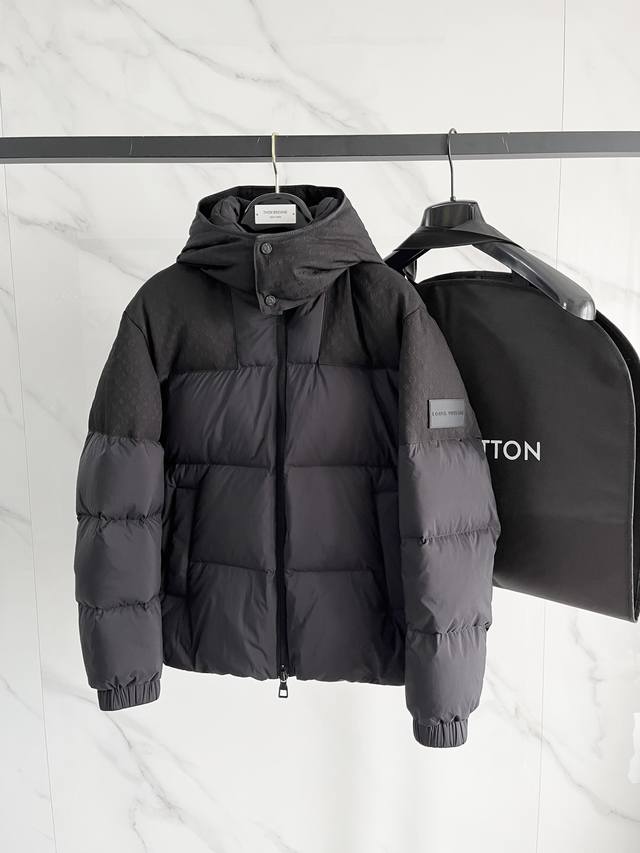 Lv 2025 Autumn/Winter New Arrival Original 1:1 Custom-Made. All hardware accesso