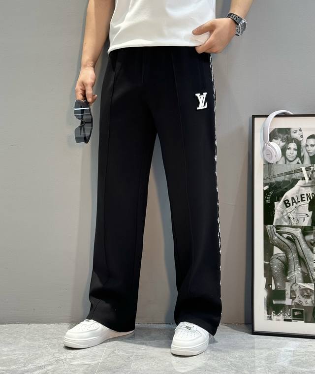 Louis Vuitton * 25S New Monogram Casual Sporty Straight Leg Pants. Custom-made
