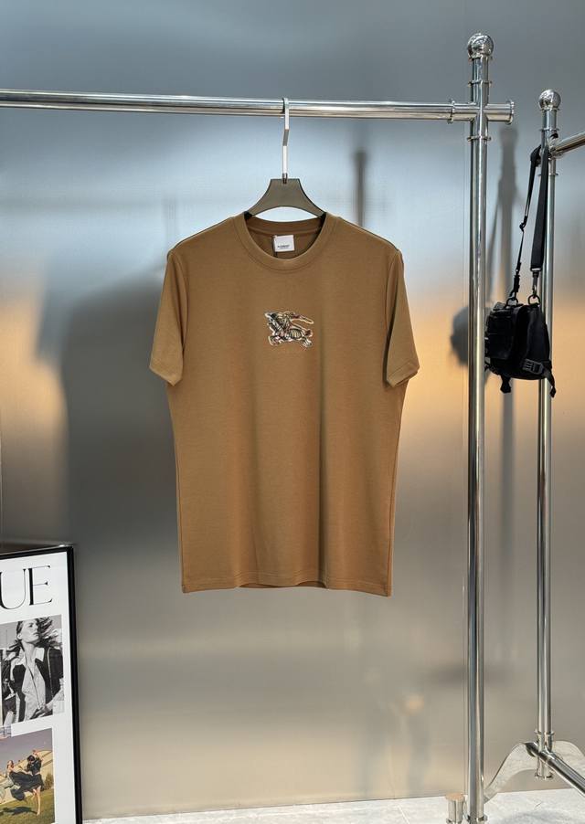 Bbr*Burberry 25S New Horse T-Shirt. A refreshed and upgraded versatile basic sty