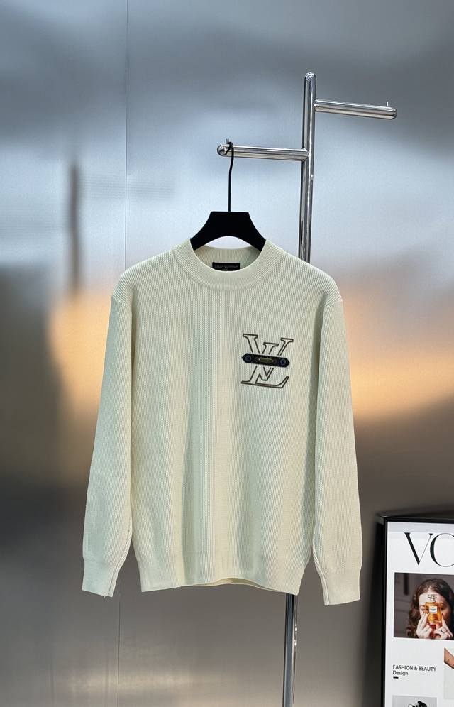New Louis Vuitton Monogram Wool Sweater (L) The classic Monogram pattern, compo