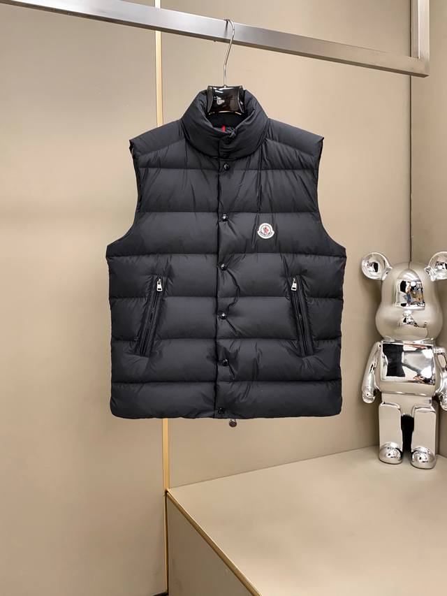 The Tibb men's down vest is a classic Moncler piece, inspired by iconic 80s sil