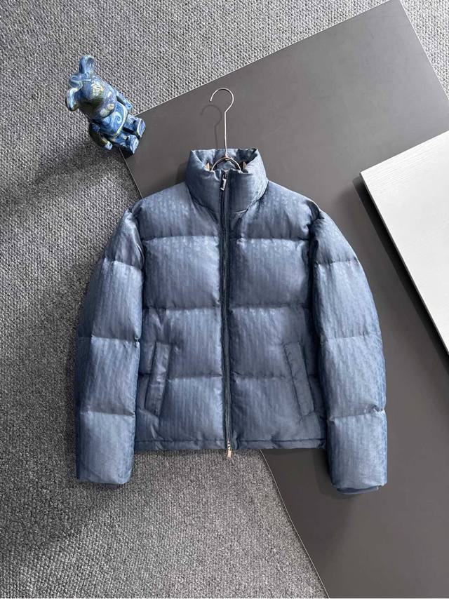 High-quality version with Dior logo lining, comes with exclusive dust bag. This