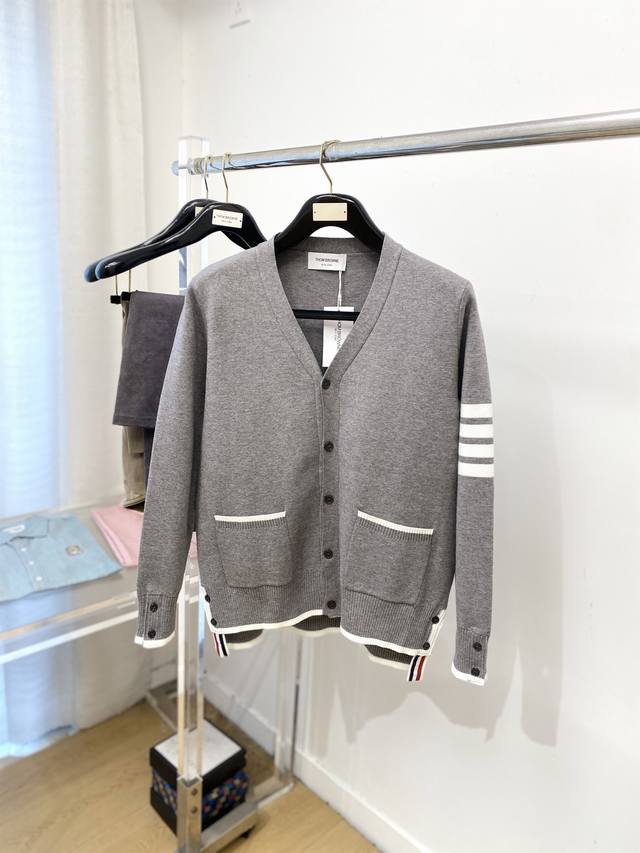 Tb, 2025 New Arrival Cardigan Wool Sweater. This sweater boasts a delicate and s