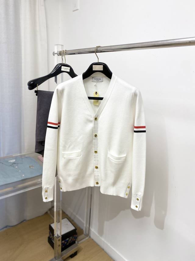 Tb, 2025 New Arrival Cardigan Wool Sweater. This sweater boasts a delicate and s