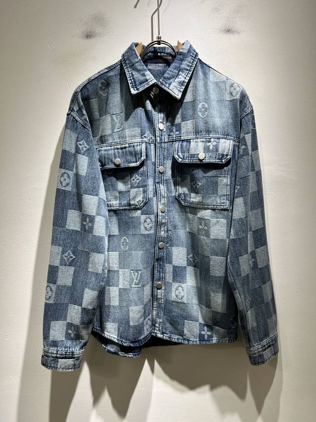 Louis Vuitton*On 2025 Autumn/Winter New Arrival, Light Luxury Unisex Denim Shirt