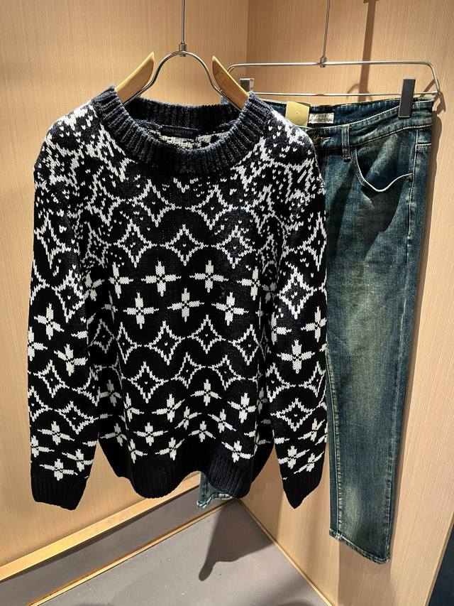 Louis Vuit*On 2025 Autumn/Winter Louis Vuitton Family Luxury Knit Wool Sweater!