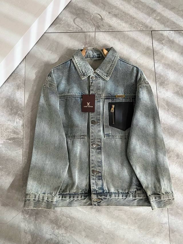 Louis Vuitton*On 2025 Autumn/Winter New Light Luxury Unisex Denim Jacket. A new