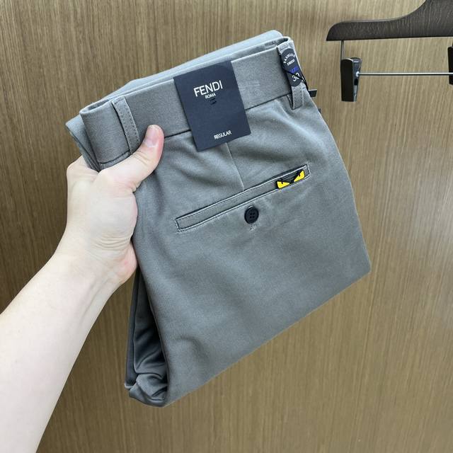 Autumn/Winter Fd 2540Ss New Autumn/Winter Arrival, Available on the Official We