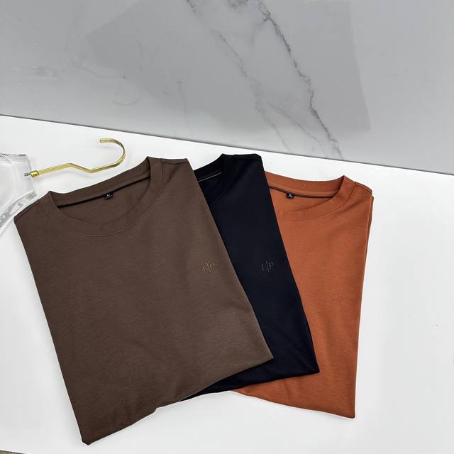 Lp2540 Spring/Summer New Simple Casual Short-Sleeve T-Shirt. Made with selected