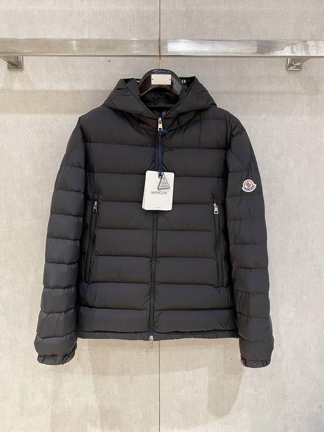 Top-tier Moncler 2025 latest Mon*Ler Gien series vest. A classic Gien series pie